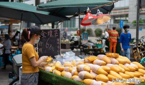 地摊生意能做什么赚钱的 地摊生意卖什么好卖