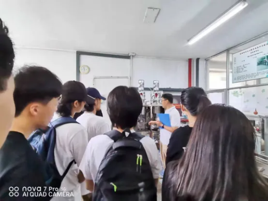 学生夏天赚钱多的方式与策略，多元化实践与探索